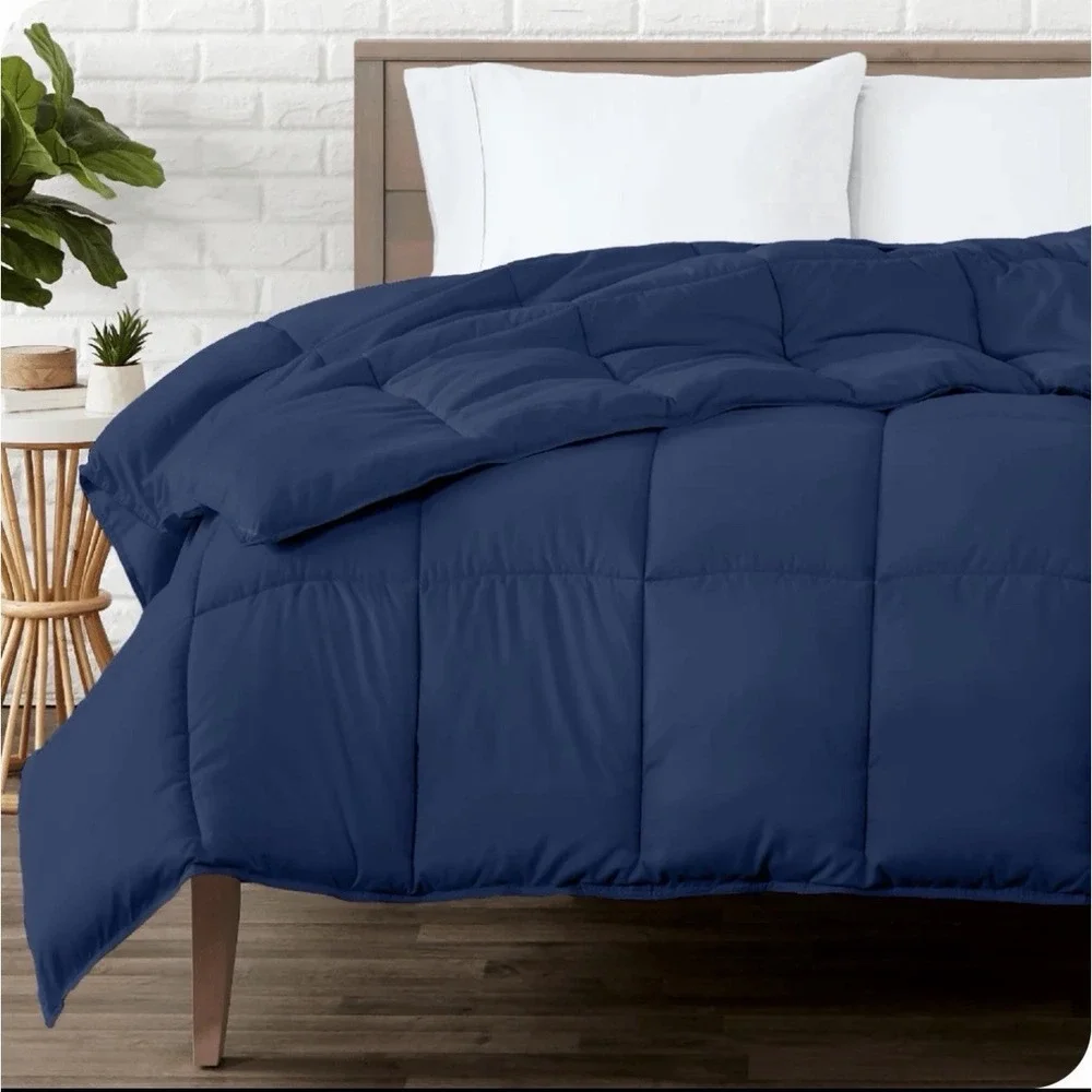 Bare Home Premium Down Alternative Comforter Duvet Insert Twin XL Dark Blue NIP